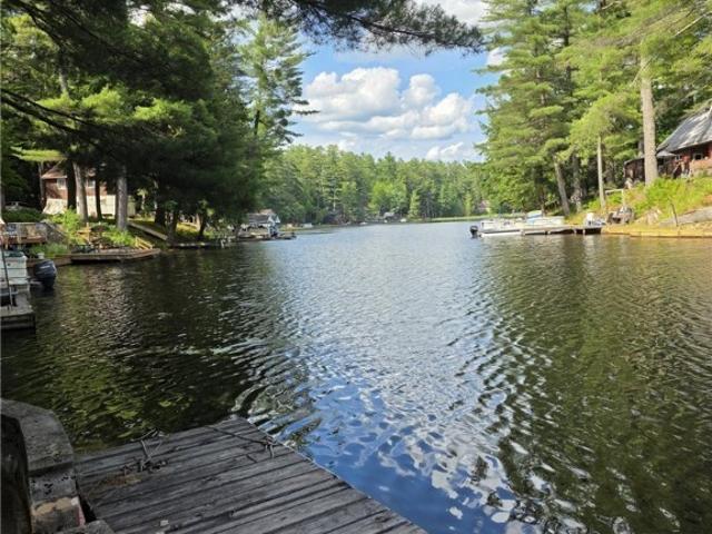House for sale in Greig