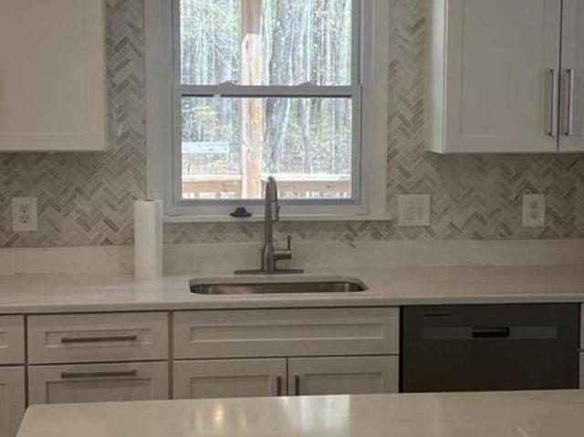 House for sale in West River