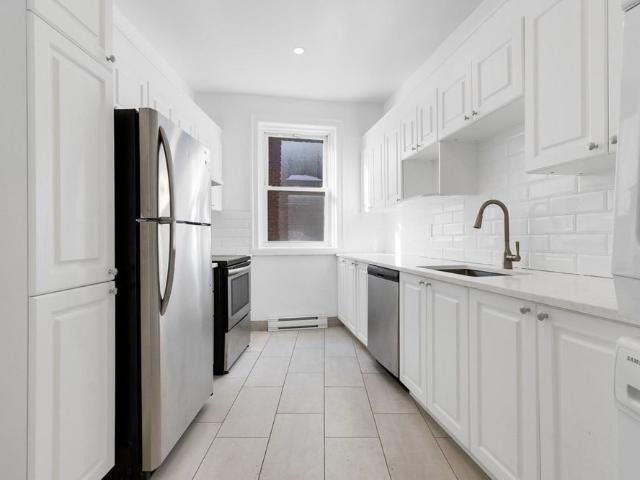 Apartment for rent in Côte-des-Neiges–Notre-Dame-de-Grâce, Montréal