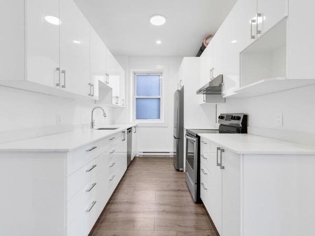 Apartment for rent in Côte-des-Neiges–Notre-Dame-de-Grâce, Montréal