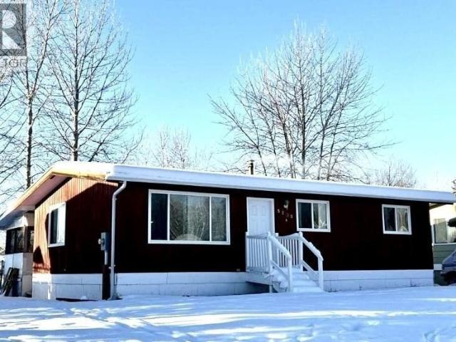 House for sale in Fort Nelson, British Columbia