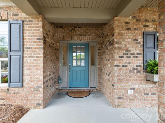 Property for sale in Cramerton, North Carolina