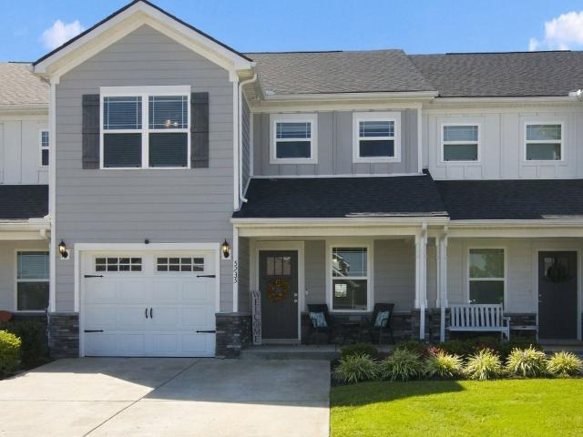 Townhouse for sale in Tennessee