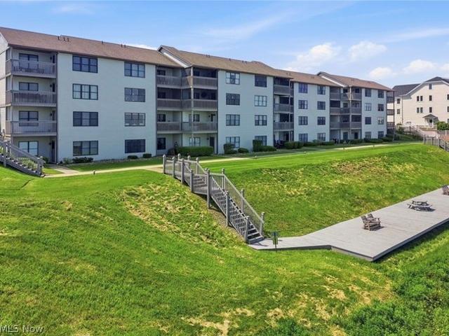 Condo for sale in Ashtabula, Ohio