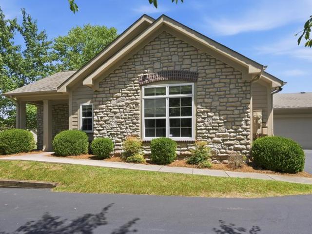 Condo for sale in Chapel Hill, North Carolina
