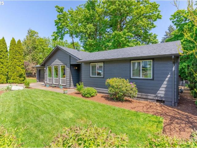 Townhouse for sale in Salem