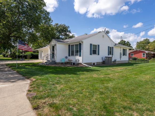 House for sale in DeWitt, Clinton County