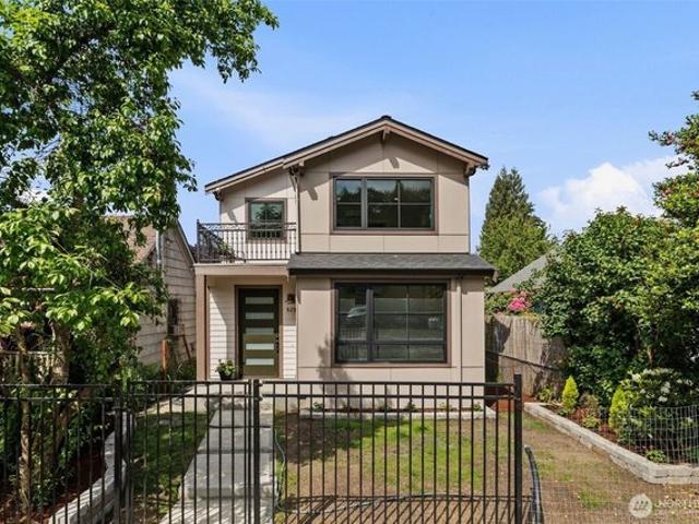 House for sale in Kent, Washington