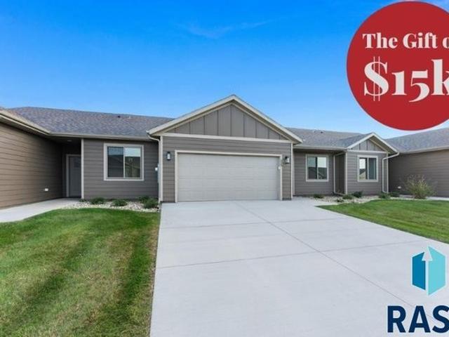 Townhouse for sale in Harrisburg, Lincoln County