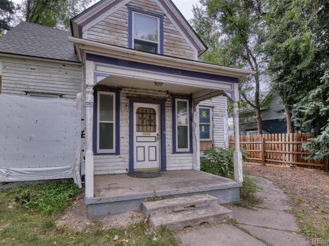 House for sale in Middle Shooks Run, Colorado Springs