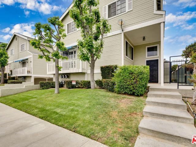 Condo for sale in Inglewood