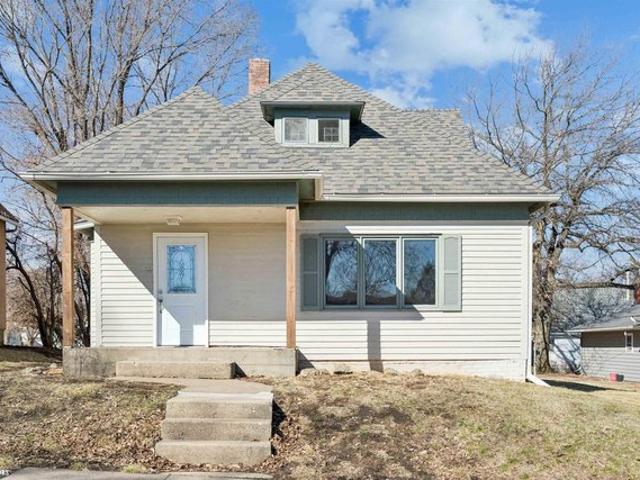 House for sale in Mahaska, Iowa