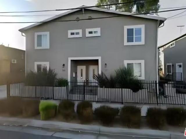House for rent in Los Angeles