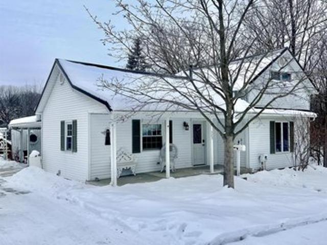 House for sale in Gratiot, Michigan