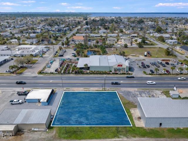 Property for sale in Lynn Haven, Florida