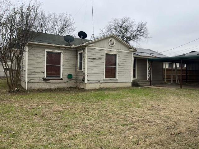 House for sale in Jacksboro, Texas