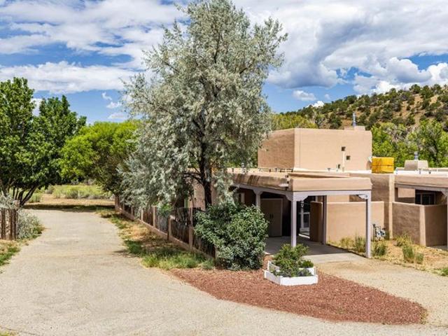 Condo for sale in Taos, Taos County