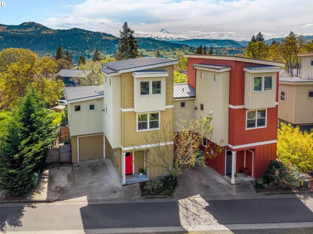 Townhouse for sale in White Salmon, Washington