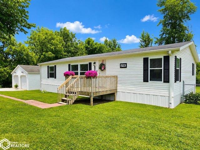 House for sale in Lamoni, Iowa