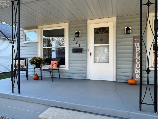 House for sale in Fostoria, Hancock County