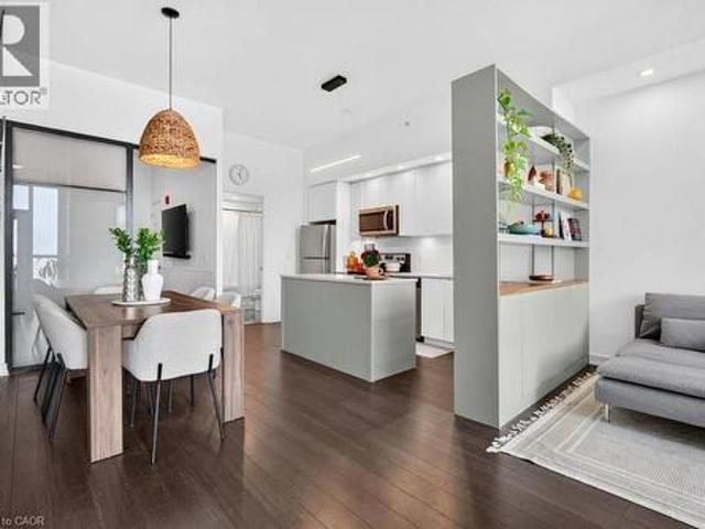 Condo for sale in Burlington, Ontario
