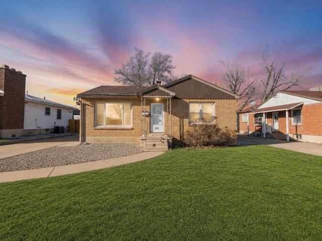House for sale in Roy, Utah