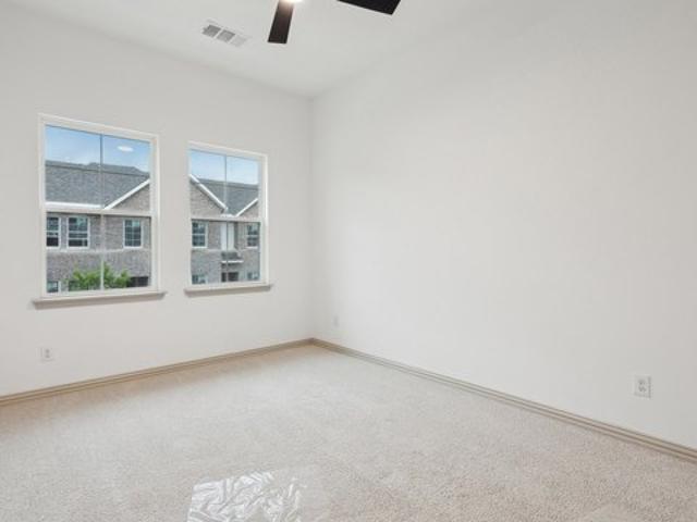 Townhouse for rent in Haltom City, Texas