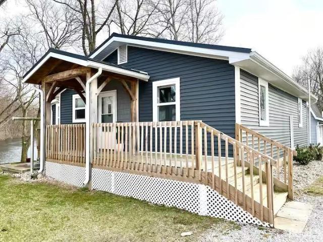 House for sale in Howe, LaGrange County