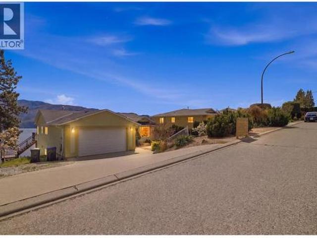House for sale in Peachland, British Columbia