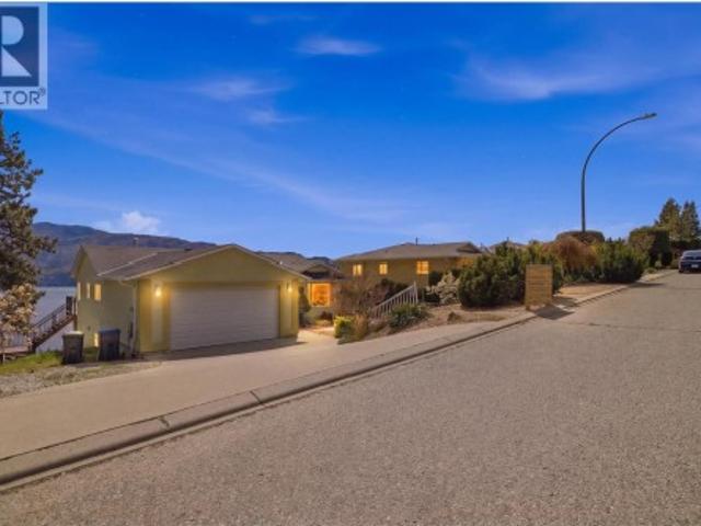 House for sale in Peachland, British Columbia