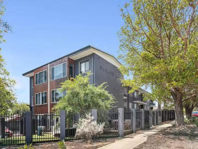 House for rent in Como, Western Australia