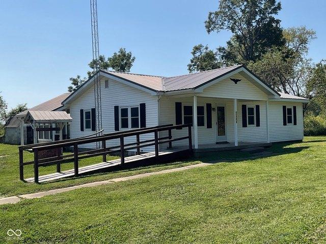 House for sale in Bloomingdale, Indiana