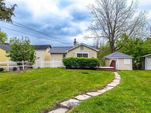 House for sale in Carnegie, Pennsylvania