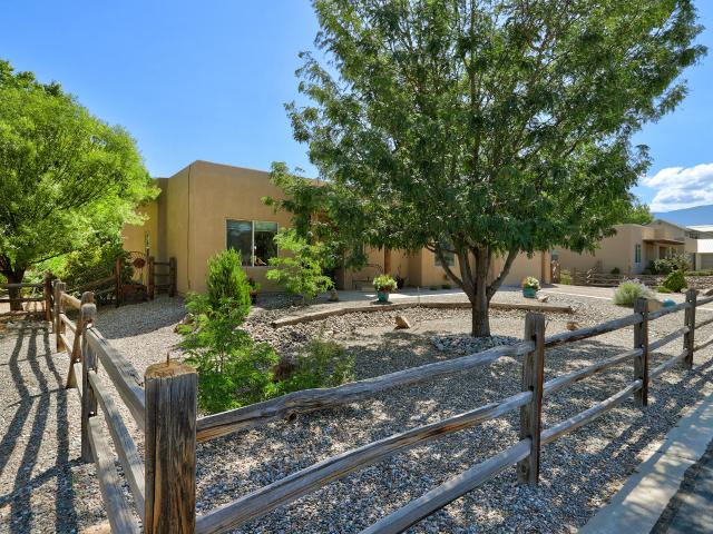 House for sale in Bernalillo, New Mexico