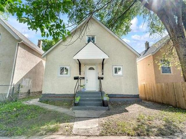House for sale in North End, Winnipeg