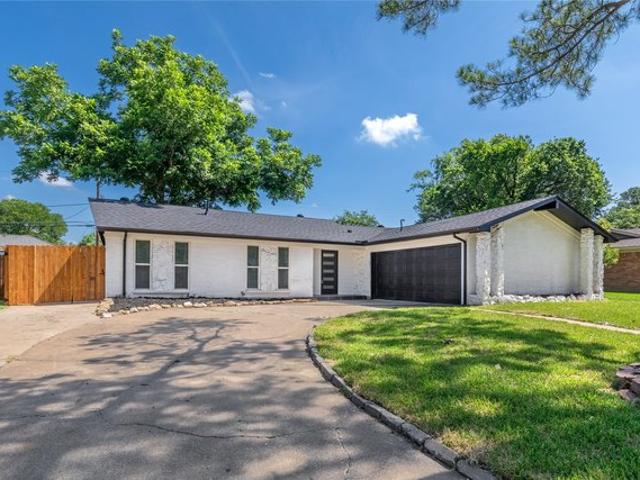 House for sale in Hurst, Texas