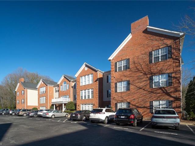 Condo for sale in Guilford, North Carolina