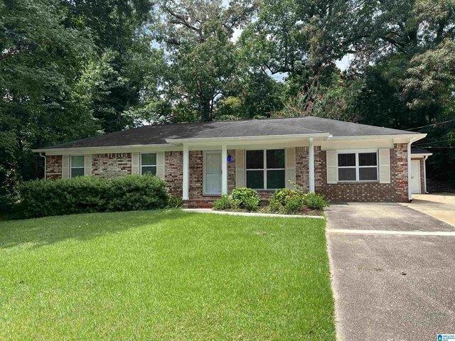 House for sale in Pelham, Alabama
