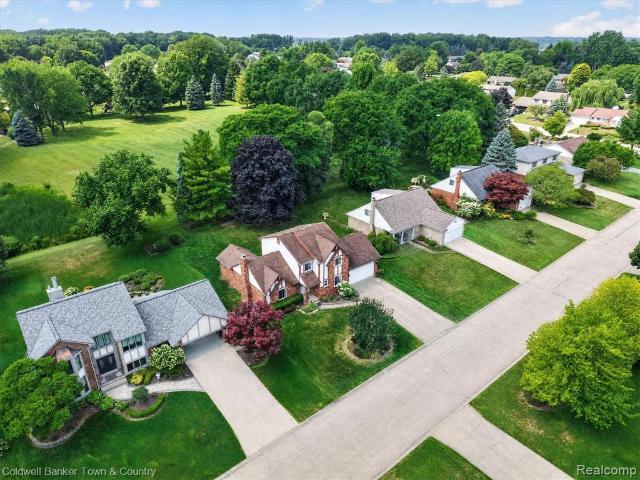 House for sale in Rochester Hills, Michigan