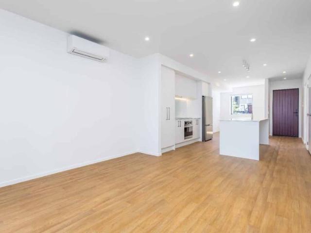 Apartment for rent in Paremoremo