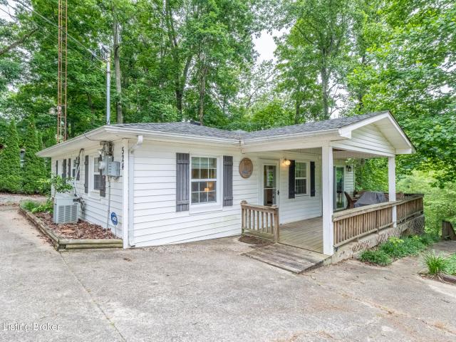 House for sale in Hardinsburg, Kentucky