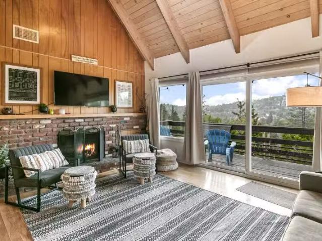 House for rent in Costa Mesa