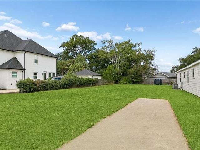 Land for sale in Harahan, Jefferson Parish