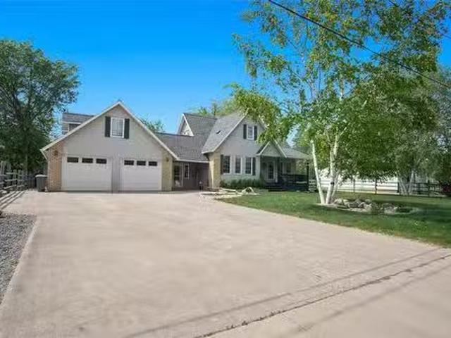 House for sale in Swan River, Manitoba