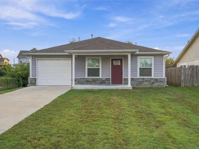 House for sale in Claremore, Rogers County