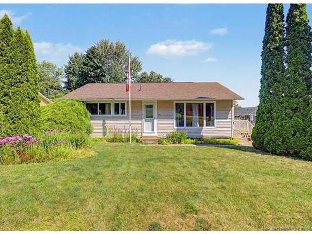 House for sale in Oromocto, New Brunswick