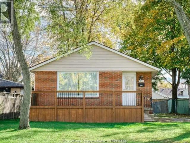 House for rent in Fontainebleau, Windsor