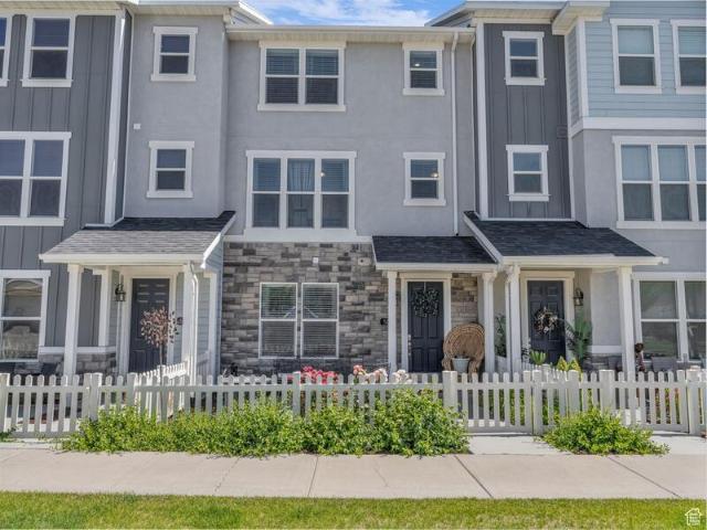 Townhouse for sale in Herriman