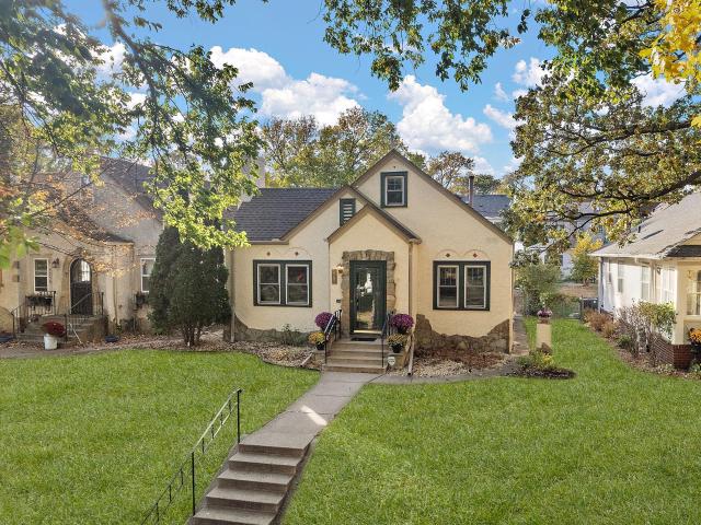 House for sale in Hennepin, Minnesota