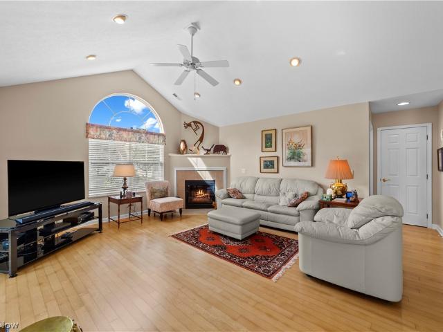 Condo for sale in Brunswick, Ohio